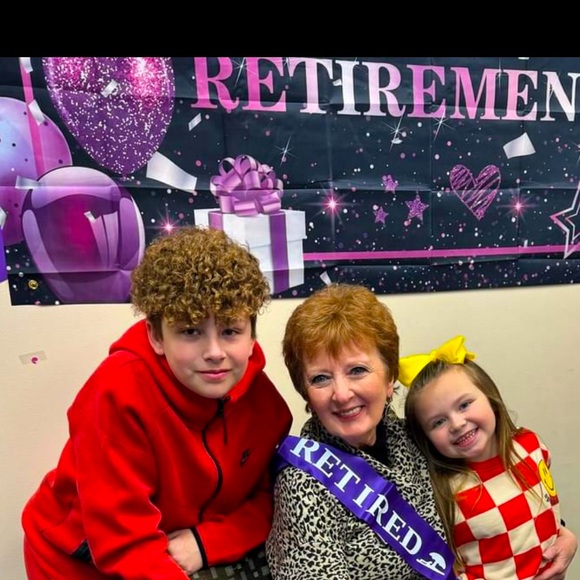 Meet your Posher, Linny - Picture 1 of 1